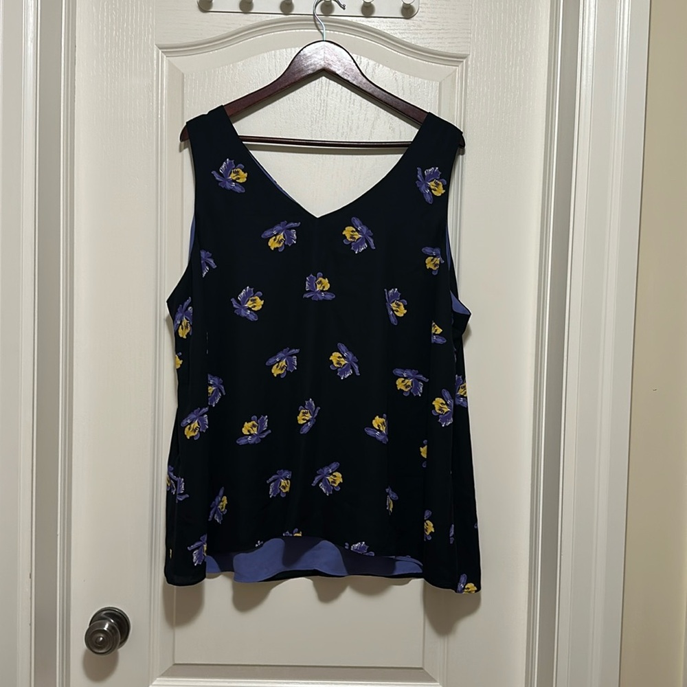 NWT Reversible Tank - Purple Irises